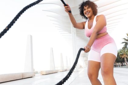 Workouts to lose love handles and tone your midsection